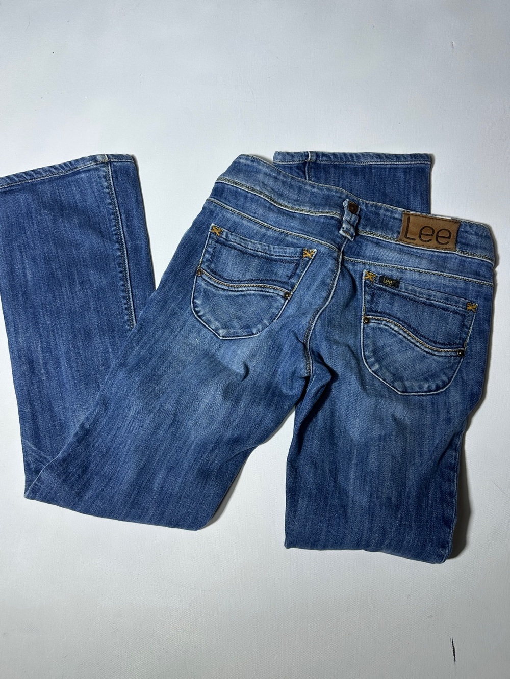 Vintage 1970s 70s Lee Women's Boot Cut Jeans in Medium Blue Wash
